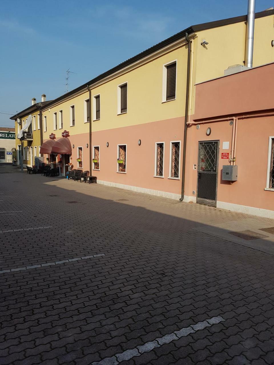 Albergo Ristorante Al Gallo Sanguinetto Eksteriør billede